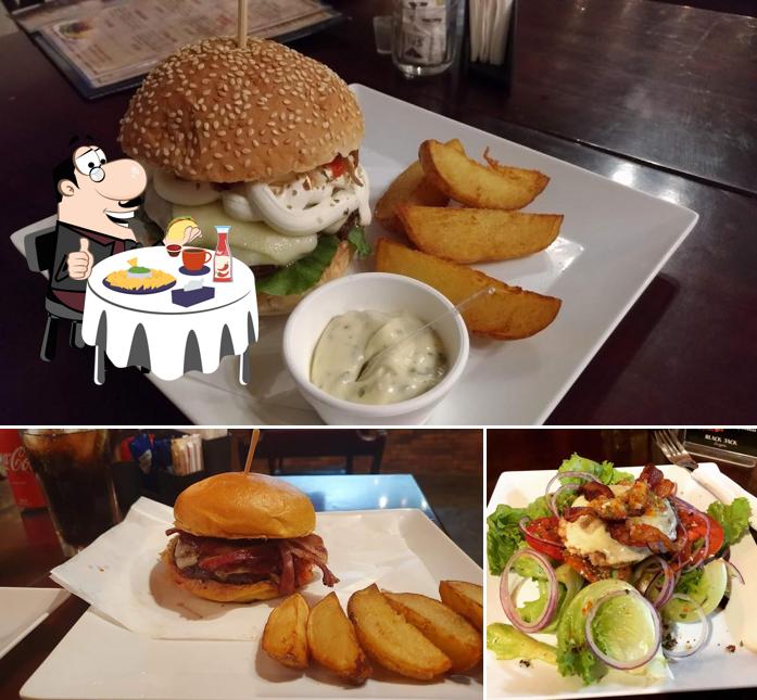 Black Jack Burgers serve uma infinidade de opções para os amantes dos hambúrgueres