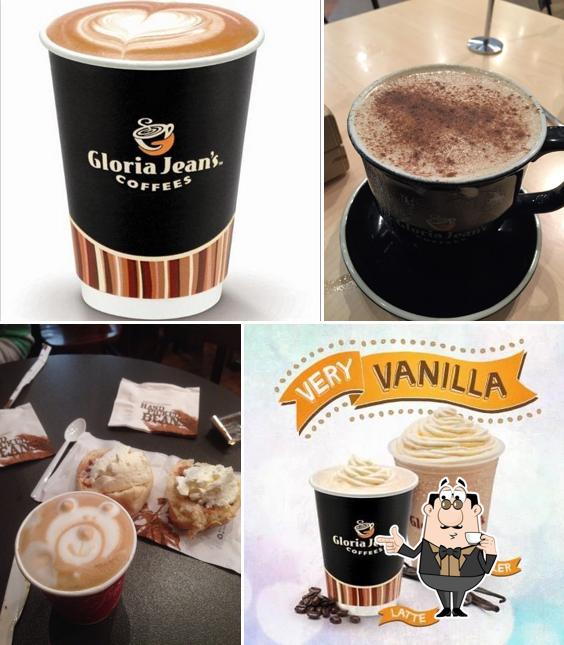 Try out different beverages offered by Gloria Jean's
