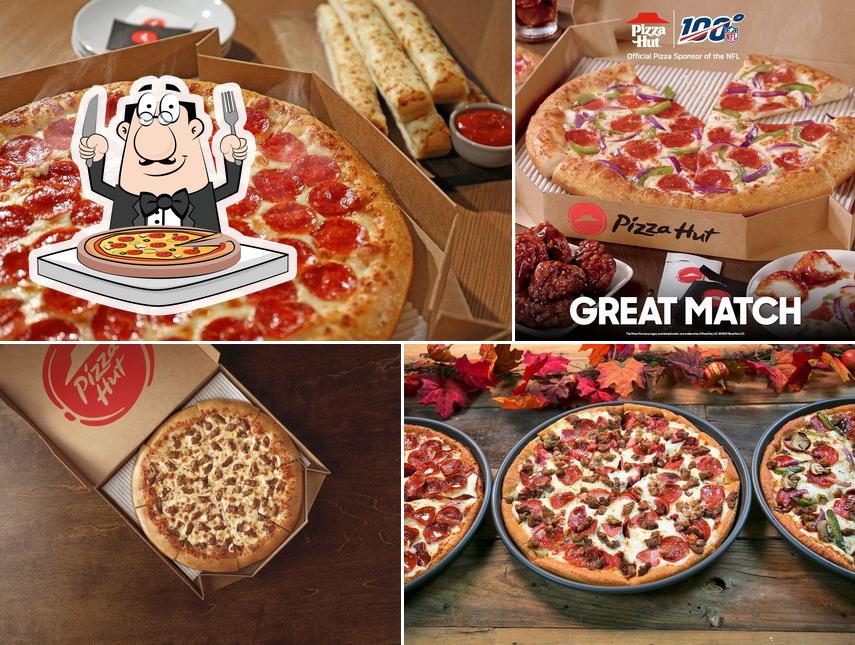 Pizza Hut, 632 N Memorial Dr in Lancaster Restaurant menu and reviews