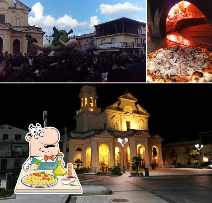 Guarda la immagine che raffigura la cibo e esterno di Pizzeria Al Duomo