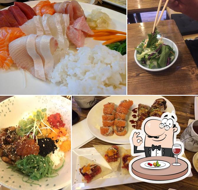 Еда в "Sushi Ye"