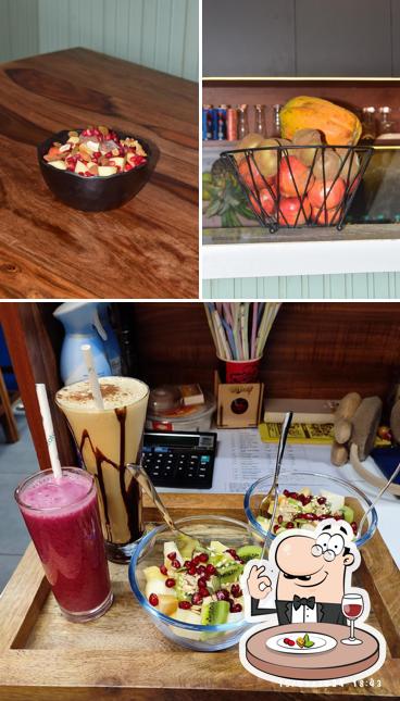 Food at Fruit Cafe