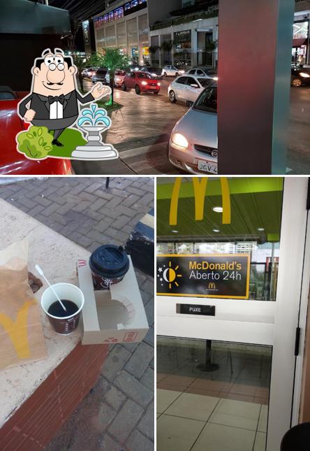 La parte exterior de McDonald's