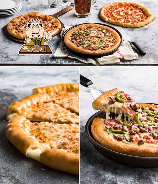 Pizza Hut restaurant, Fujairah, EPPCO Station Rugaylat Rd