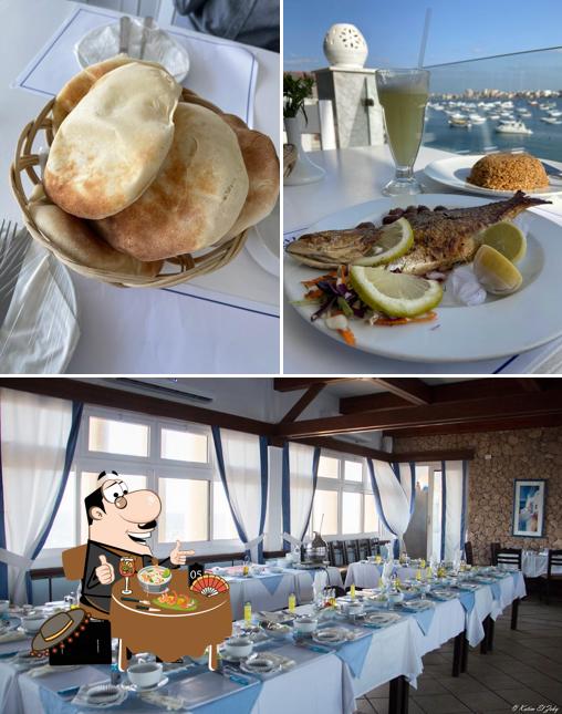 Essen im White & Blue - Greek Nautical Club