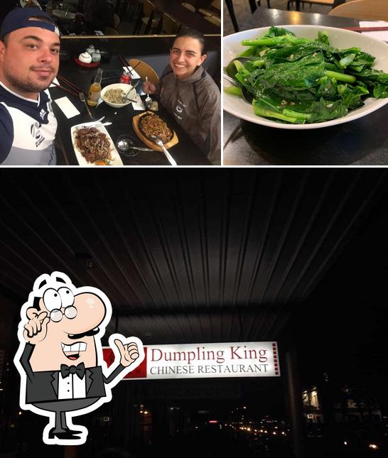 Estas son las imágenes que muestran interior y comida en Dumpling King