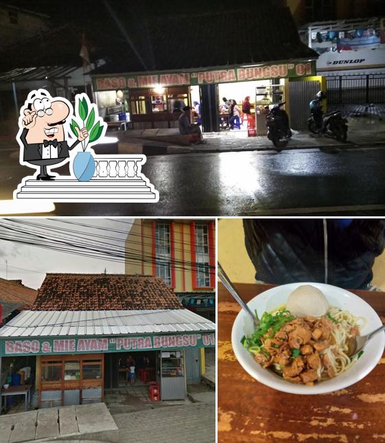 The photo of Bakso Putra Bungsu 01 Sempu’s exterior and food