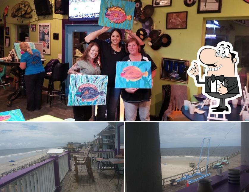 High Tide Lounge & Tiki Bar in Carolina Beach Restaurant menu and reviews
