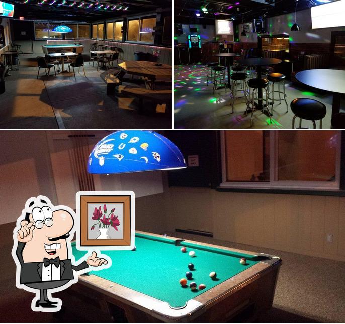 PO's Pub & Grill at Pollards Bowl in Versailles Restaurant menu and