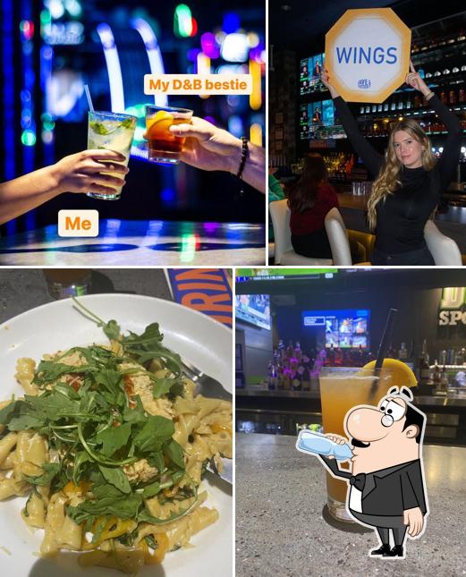 Dave & Buster's Islandia in Islandia Restaurant menu and reviews