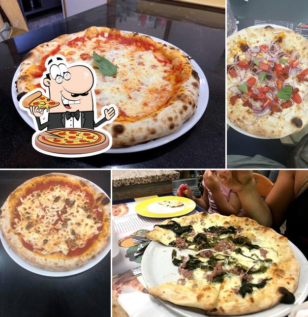 Try out pizza at Pizzeria los locos