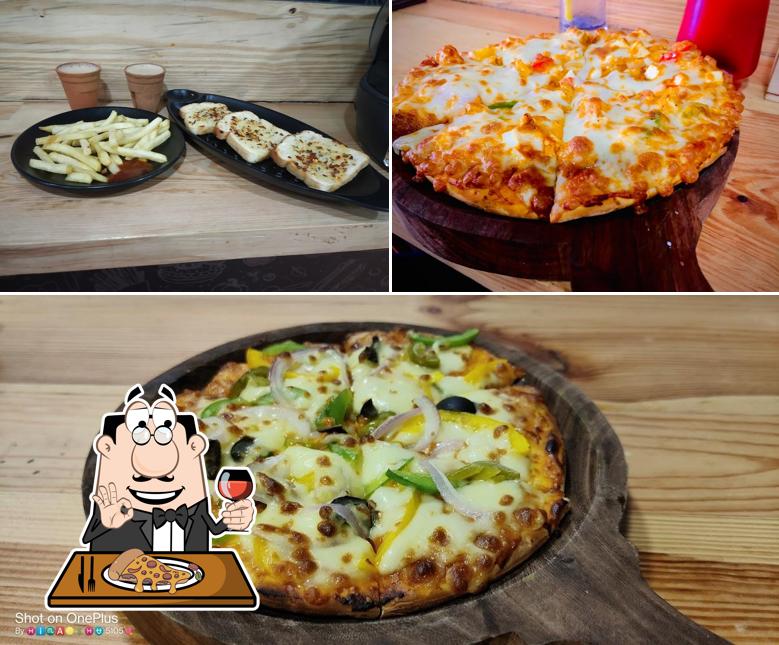 Pick pizza at Chai Sutta Bar Valsad