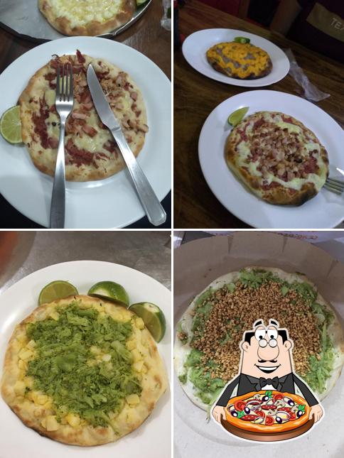 Escolha pizza no Pizzaria & Esfiharia Abolição