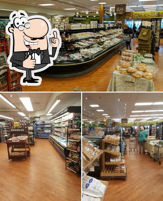 Village Market in Wilton Restaurant reviews