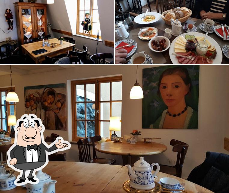 Découvrez l'intérieur de Teestübchen im Schnoor, Restaurant & Café