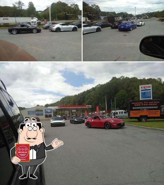 Ammons' Drive Inn & Dairy Bar in Waynesville Restaurant menu and reviews