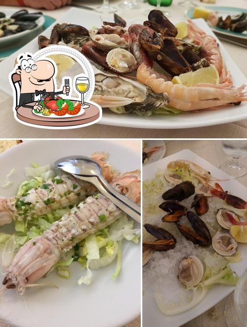 Get seafood at Ristorante la Giara