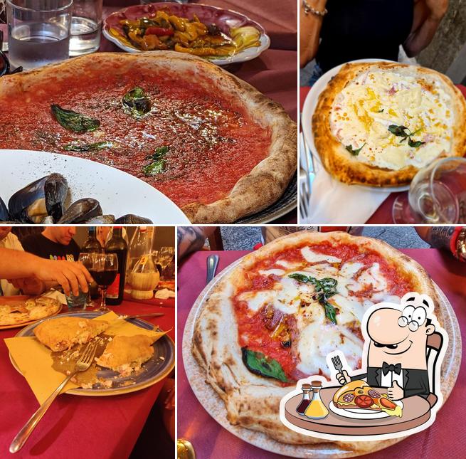 Prenditi una pizza a Antica Trattoria e Pizzeria da Nanninella a Toledo