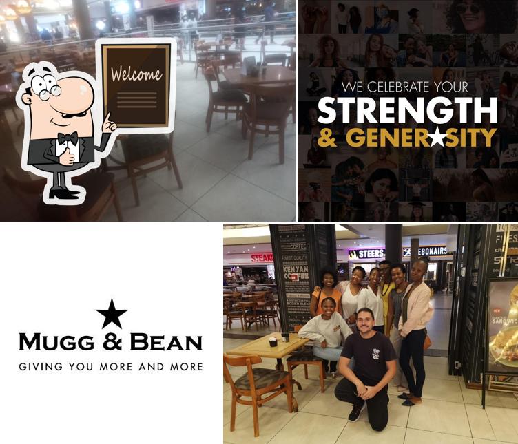 Regarder cette photo de Mugg & Bean