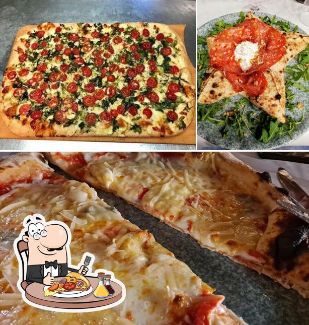 Ordina una pizza a Agriturismo "La Collinetta"