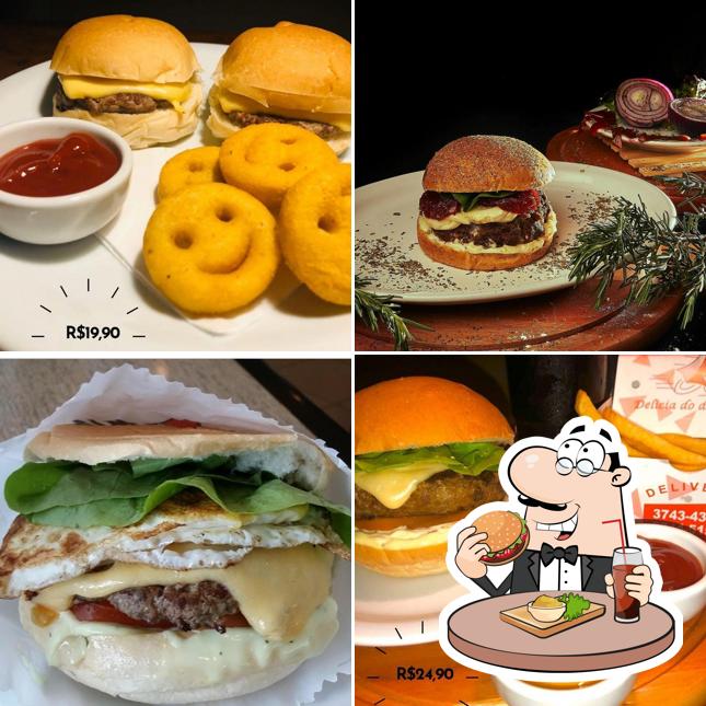 Delicie-se com um hambúrguer no Blooming Burguer