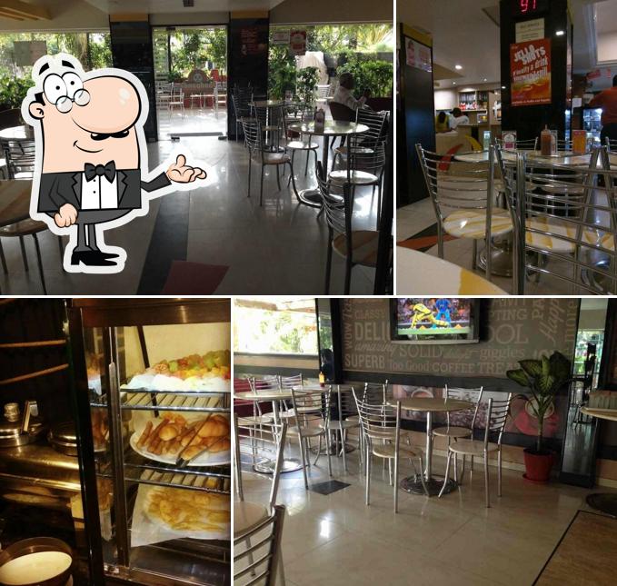 Check out how Cafe Bakewell looks inside