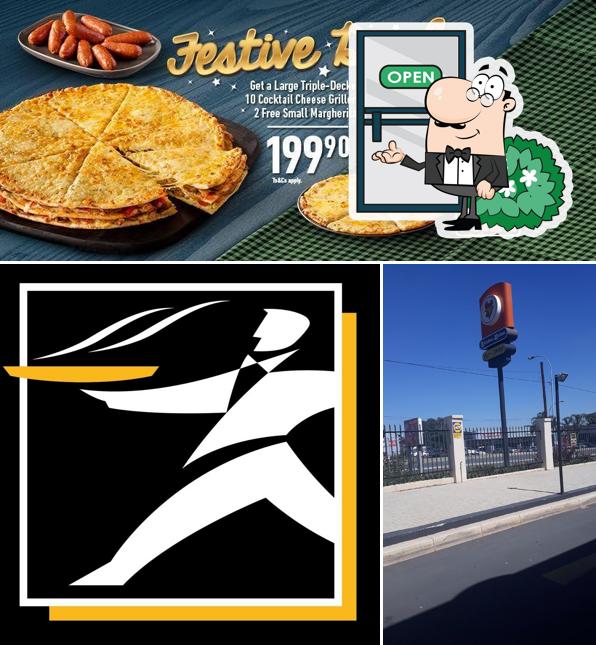 L'extérieur de Debonairs Pizza Blue Hills