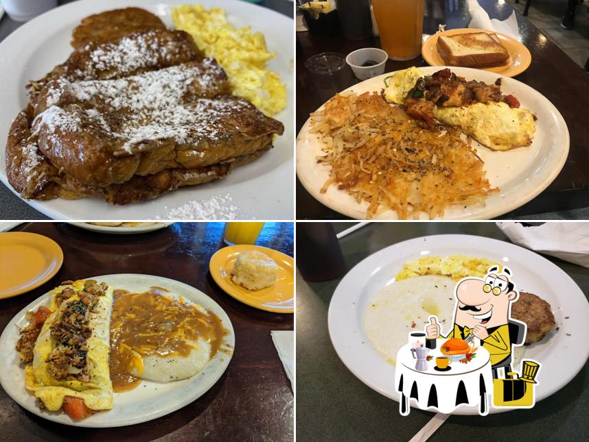 Narobia's Grits & Gravy in Savannah Restaurant menu and reviews