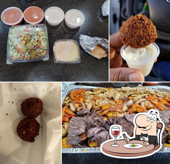 Pita Zone in Bolingbrook Restaurant menu and reviews