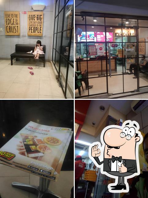 Vea esta imagen de Pizza Hut Delivery - PHD Indonesia