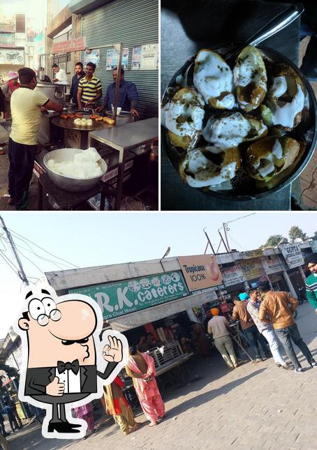 Agra Namkeen Palace And Chaat Bhandar