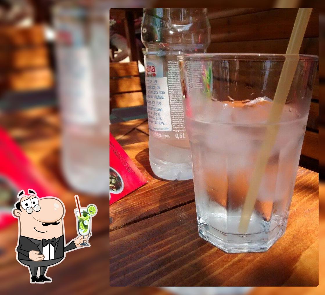 Marley bar & grill