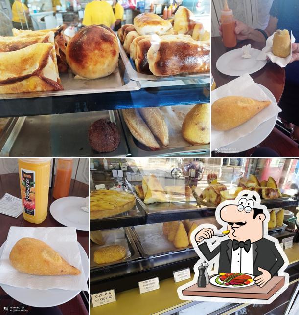Comida em Bar do Manga Rosa