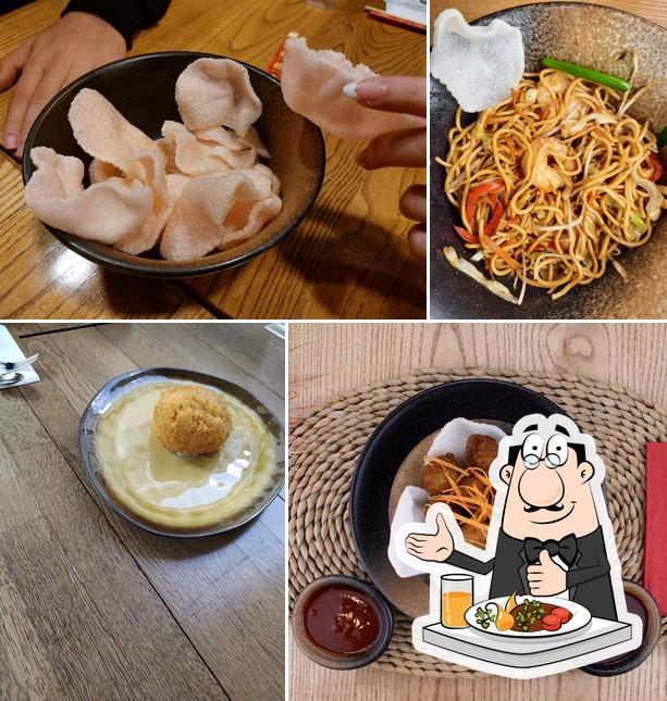Еда в "Chinese wood'n wok"