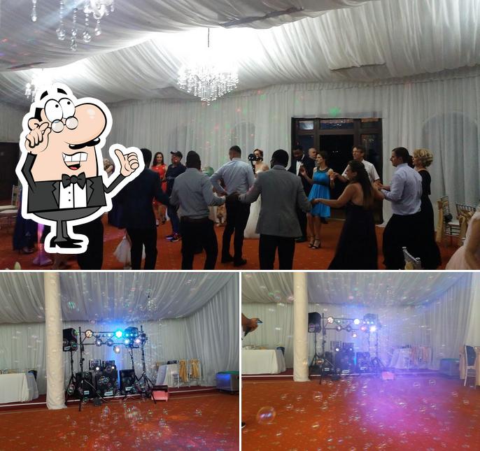 Check out how Unirii Events Hall looks inside