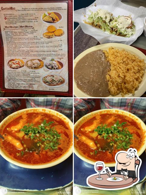 Adriana's Mini Market & Taqueria in Petersburg Restaurant menu and reviews