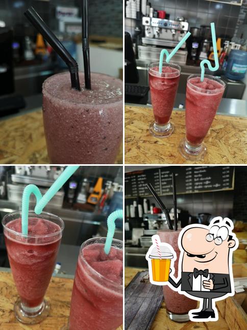 Connection cafe