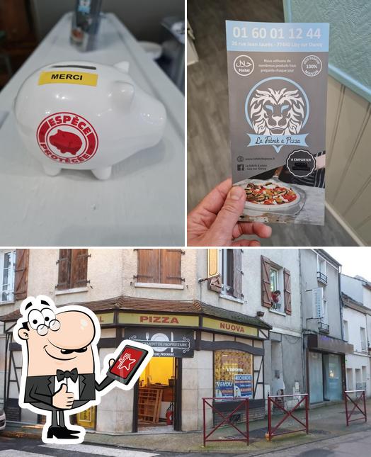 Regarder la photo de La Fabrik À Pizza