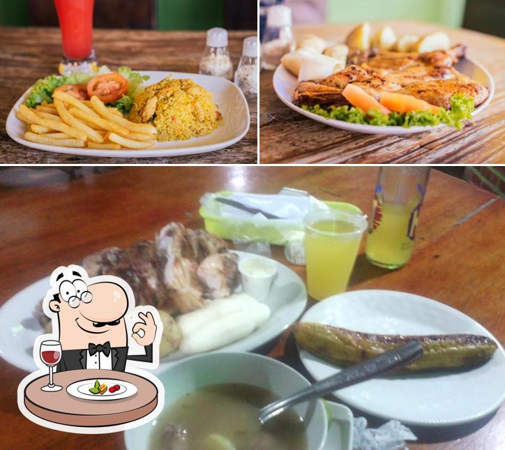 Restaurante Pollo Árabe La Olla Vallenata, Valledupar Opiniones del