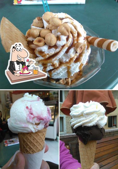 Gelateria Maxicono Produzione Artigianale offre un'ampia varietà di dolci