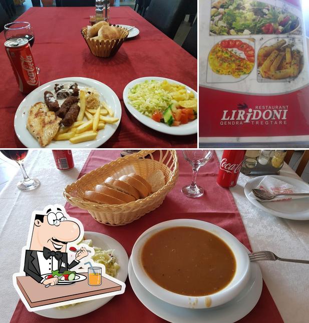 L’image de la nourriture et table à manger de Qendra Tregtare LIRIDONI’s