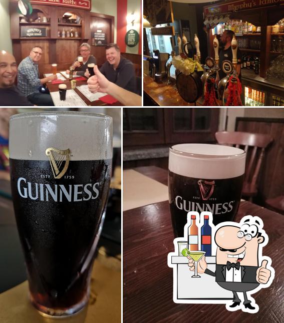 Crazy Arona Pub