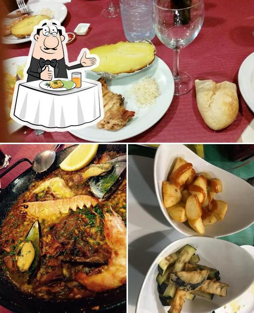 Еда в "Restaurante La Carreta"