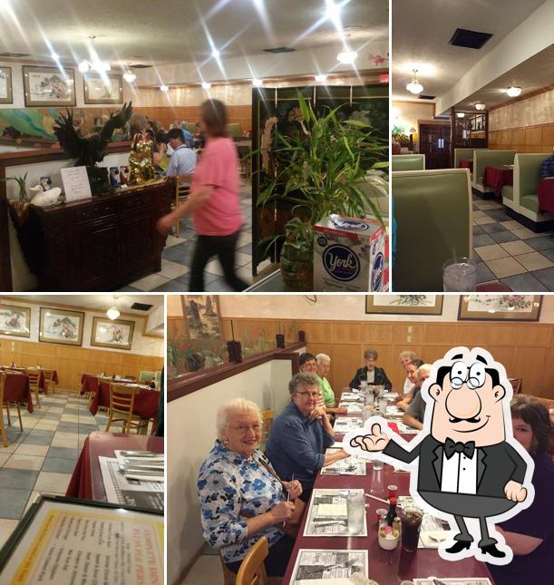 Golden Crown Restaurant in Tiffin Restaurant menu and reviews
