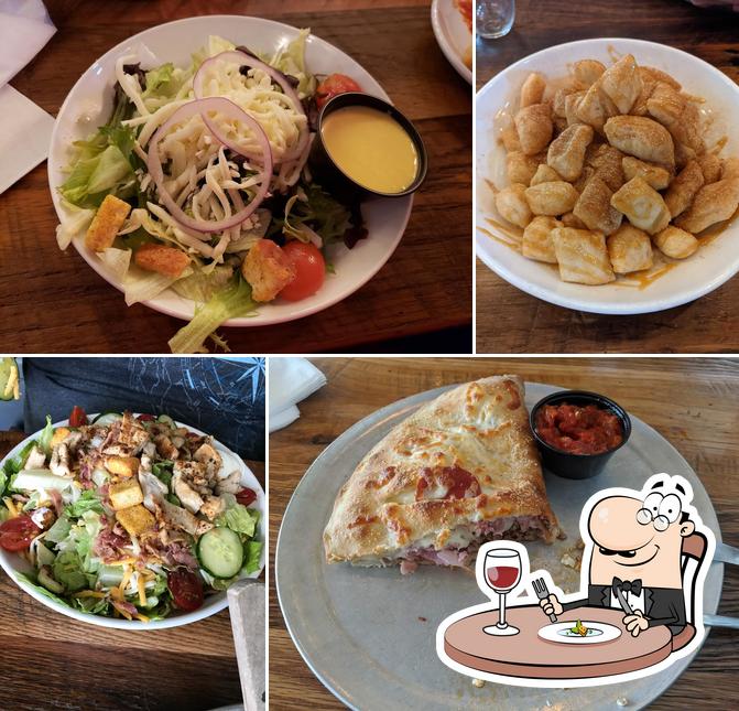 Steel City Pizza in Summerville Restaurant menu and reviews