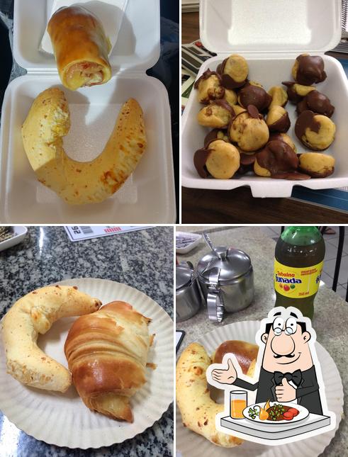 Comida em Panificadora Monte Líbano