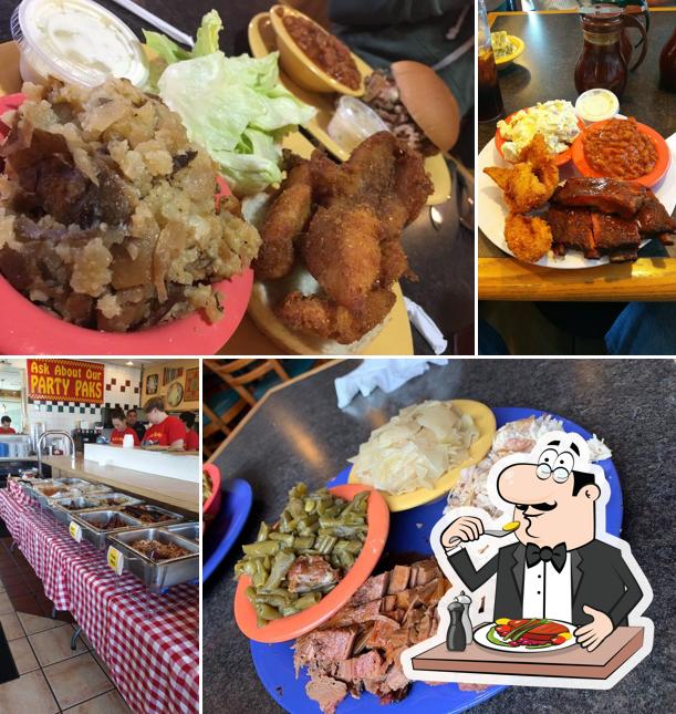 Dixie Bones BBQ in Woodbridge Restaurant menu and reviews