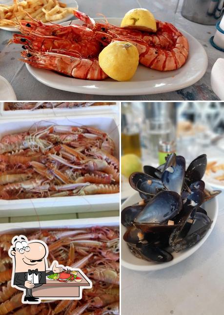 Order seafood at Trata