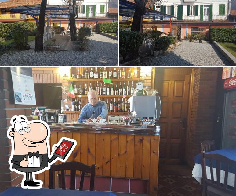 Tra le diverse cose da Ristorante Pizzeria Lanterna Blu si possono trovare la esterno e bancone da bar