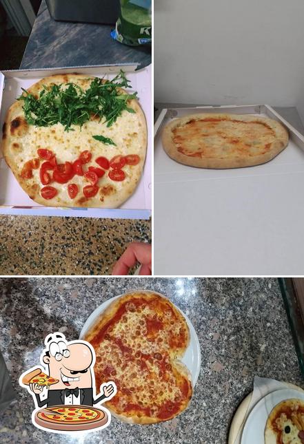 Ordina una pizza a Cip e Ciop